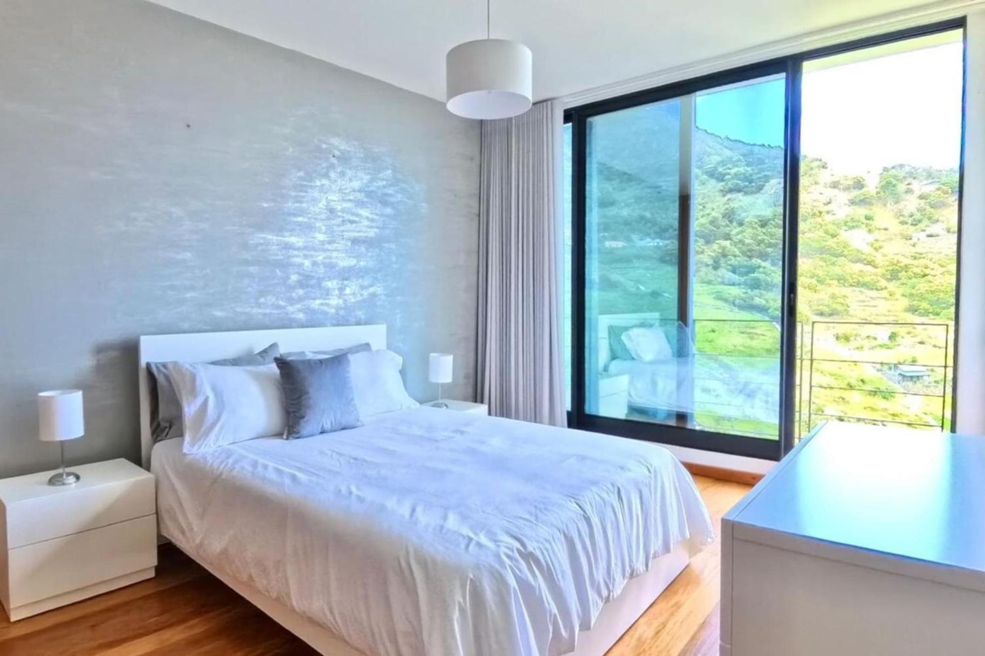 Salt And Pepper House Villa *